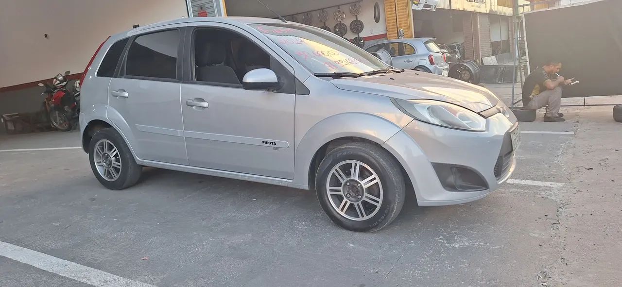 Ford Fiesta Fiesta 1.0 8V Flex/Class 1.0 8V Flex 5p 2014