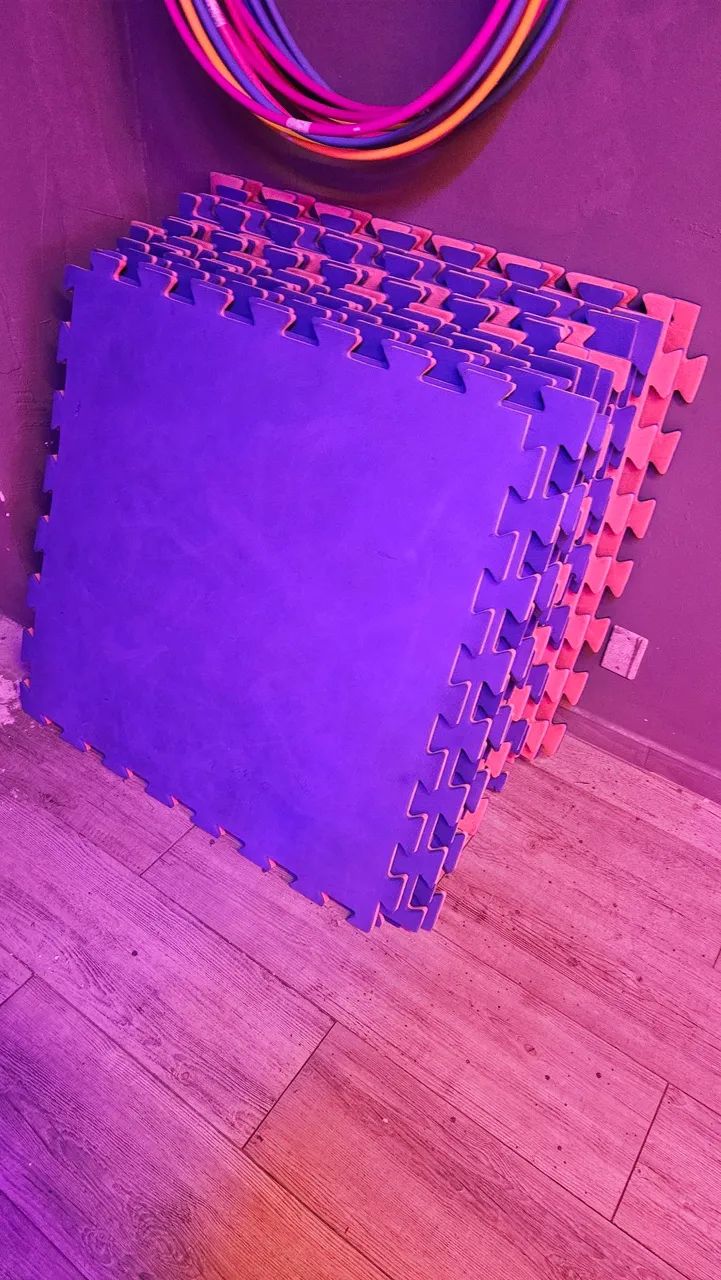 Tatame 1x1 e 20mm de espessura - Cor: azul e vermelho  - Foto 3