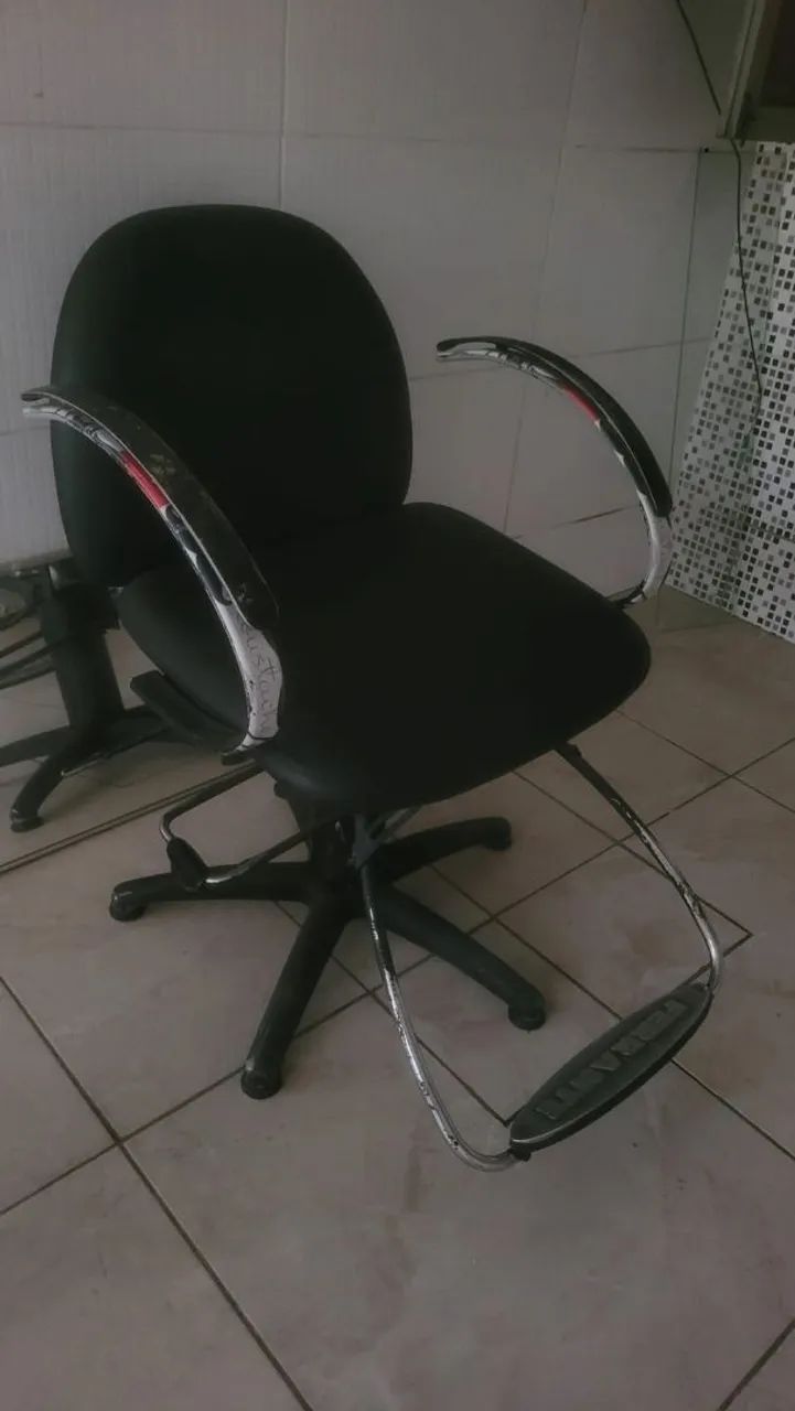 CADEIRA DE BARBEIRO