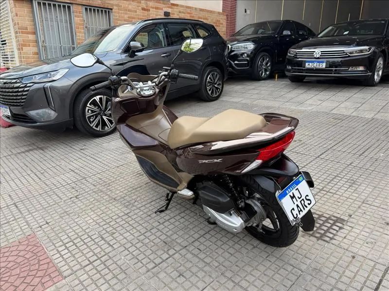 Honda Pcx Dlx - Foto 5