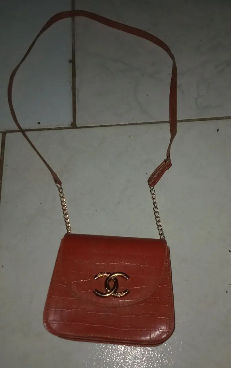 Vendo bolsa de couro  - Foto 2