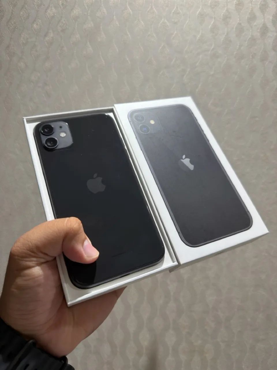 ? iPhone 11 64GB 