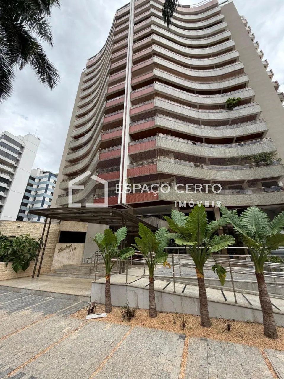 Edifício Lautrec - Apartamento 902
