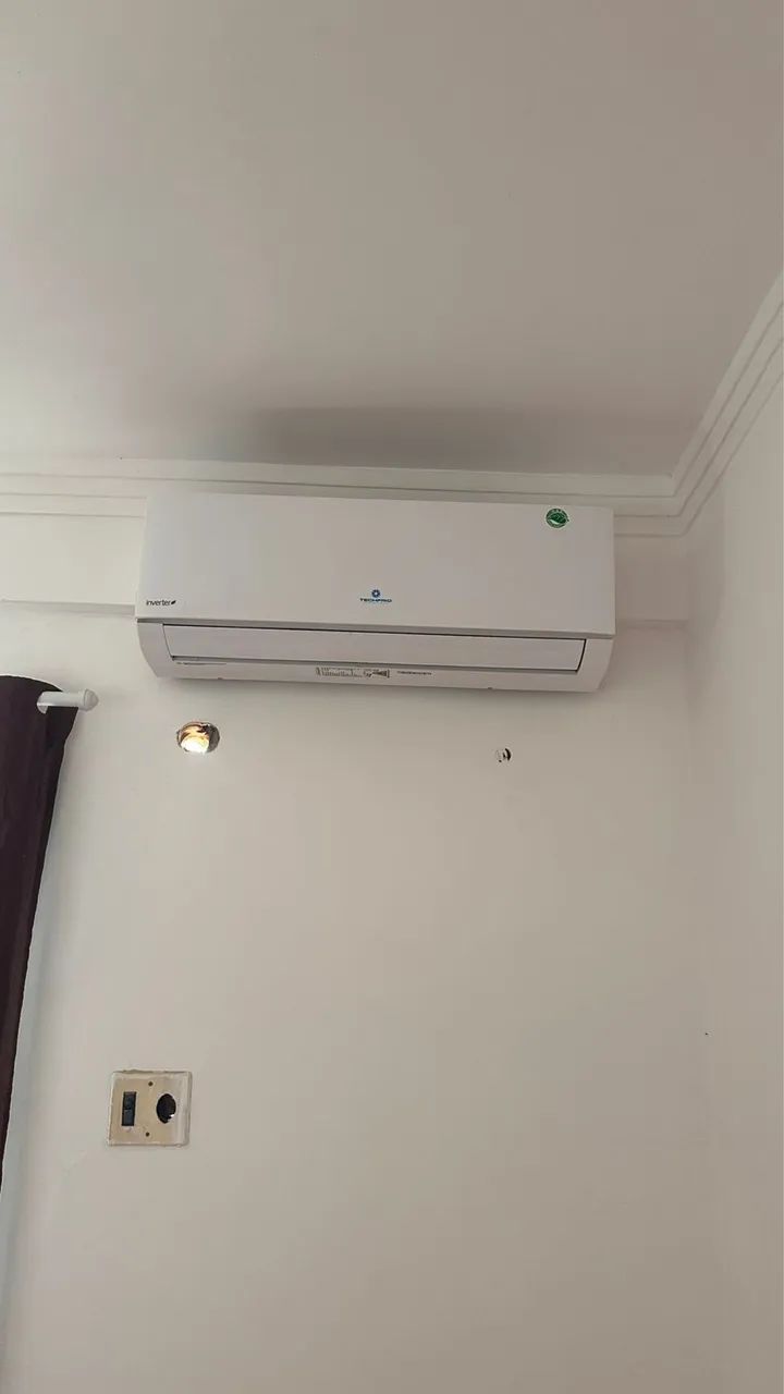 18,000 BTU Inverter Air Conditioner