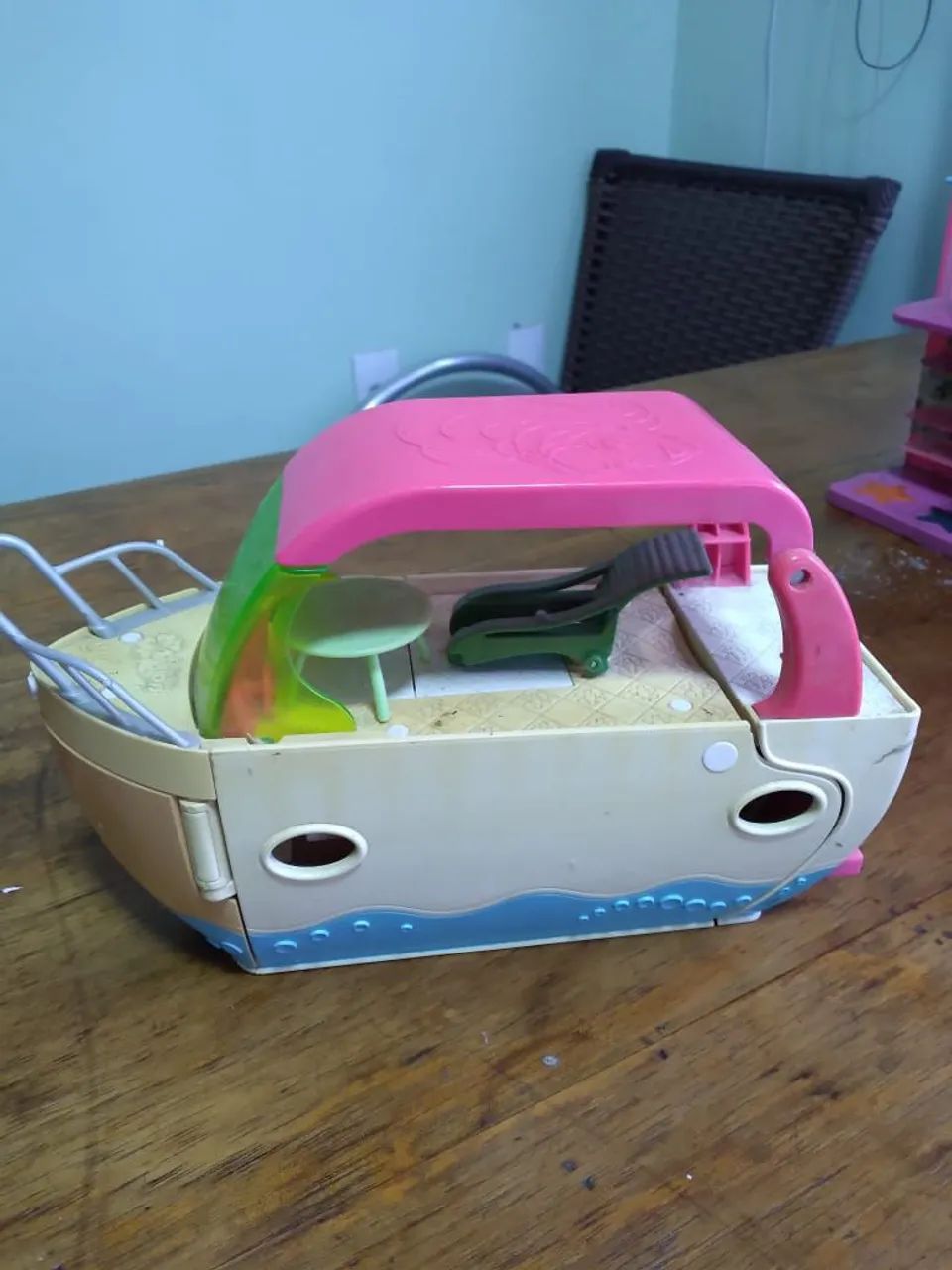 BARCO POLLY