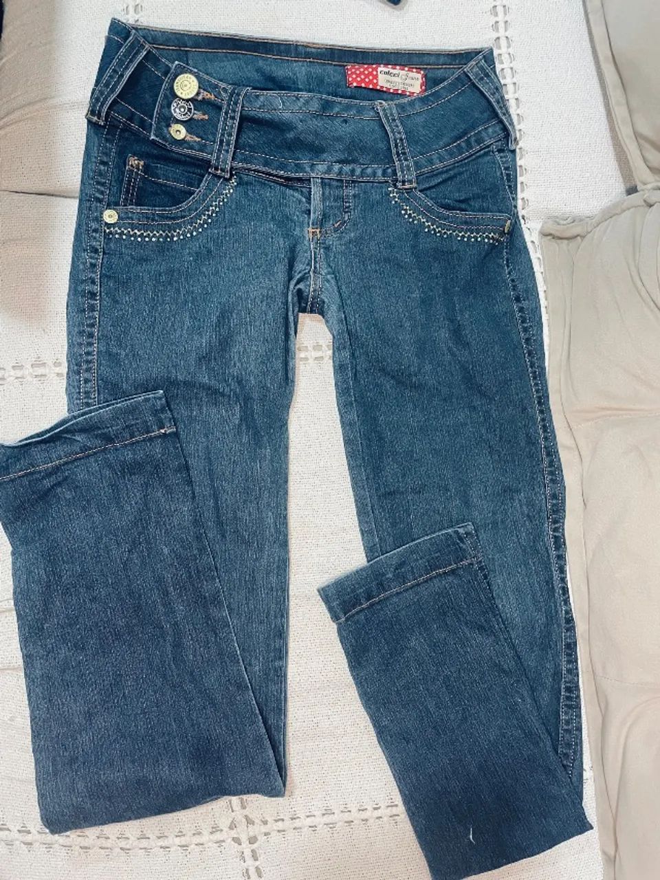 Calça Colcci tamanho 38 . Cintura baixa.  60 - Foto 2