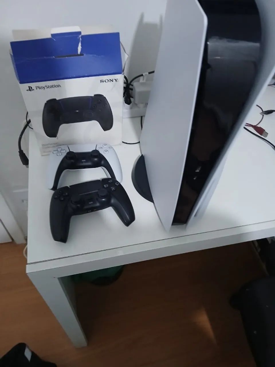Playstation 5. com 1 controle o outro dou de brinde - Foto 4