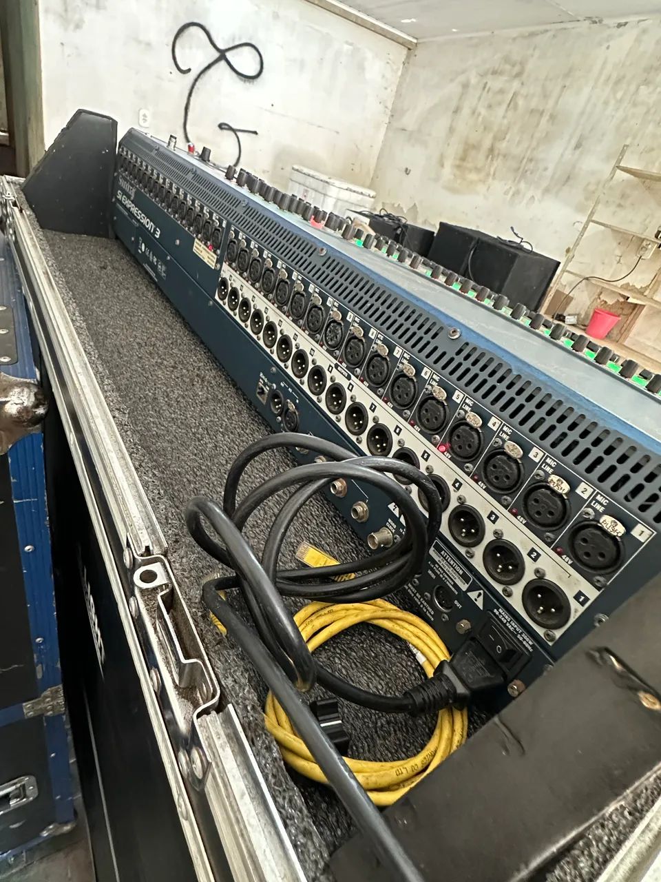 Mesa Digital SI Expression 32 - Foto 4