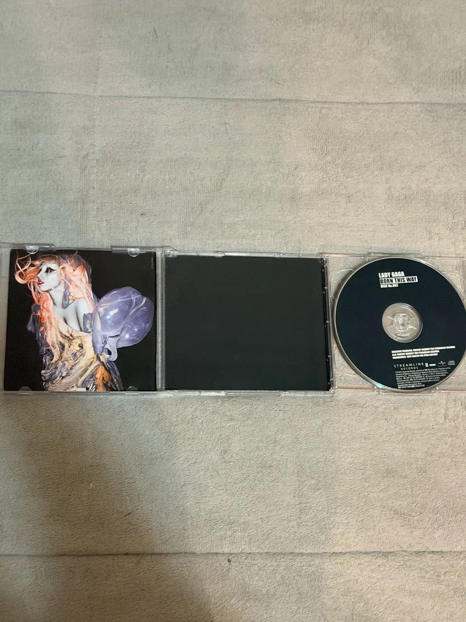 CD Duplo Lady Gaga - Born This Way Special Edition (Caixa Acrílico) - Foto 3