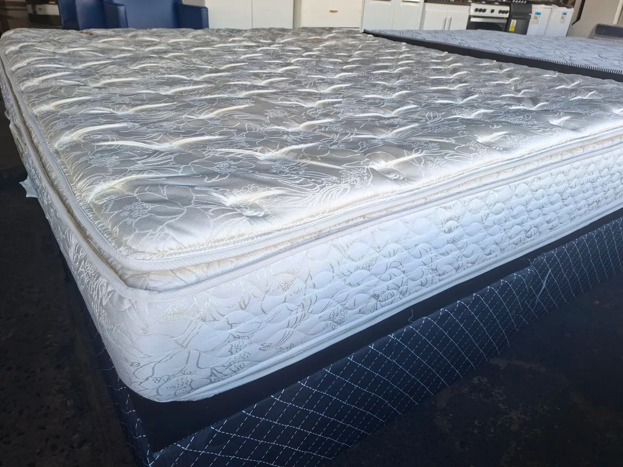 Cama box king sizee 193 Por 203 molas ensacadas bambu  - Foto 4
