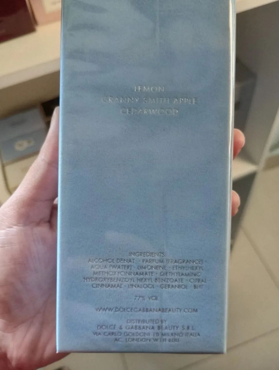 Perfume feminino doce gabanna light blue  - Foto 2