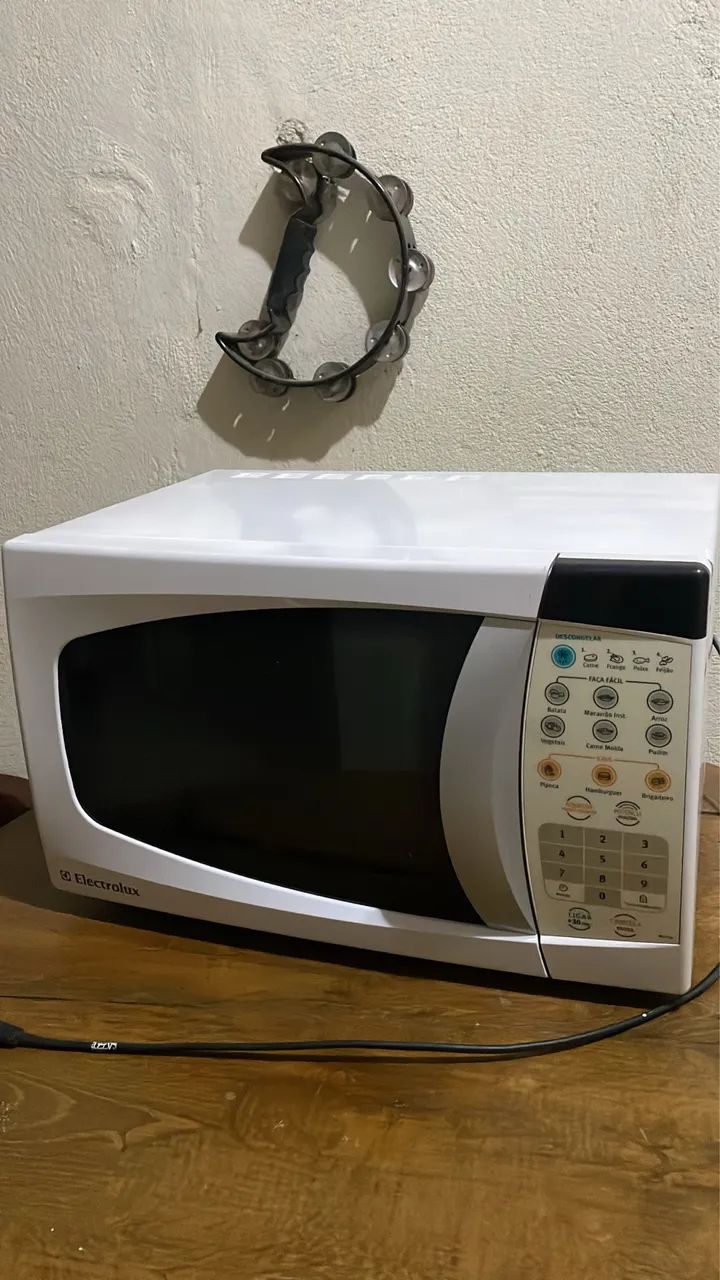 Microondas Electrolux semi novo ? - Foto 2