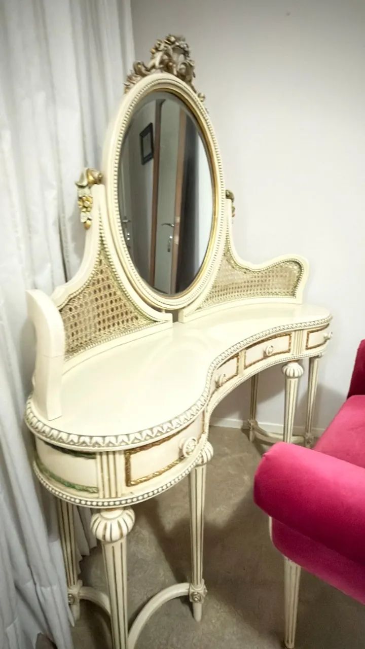 Conjunto de quarto em estilo Luís XV/Neoclássico - Foto 4