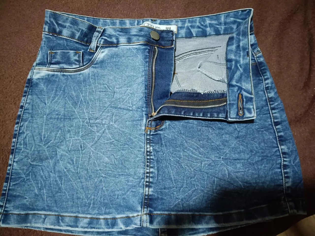Linda saia jeans número 44 com elastano  - Foto 5
