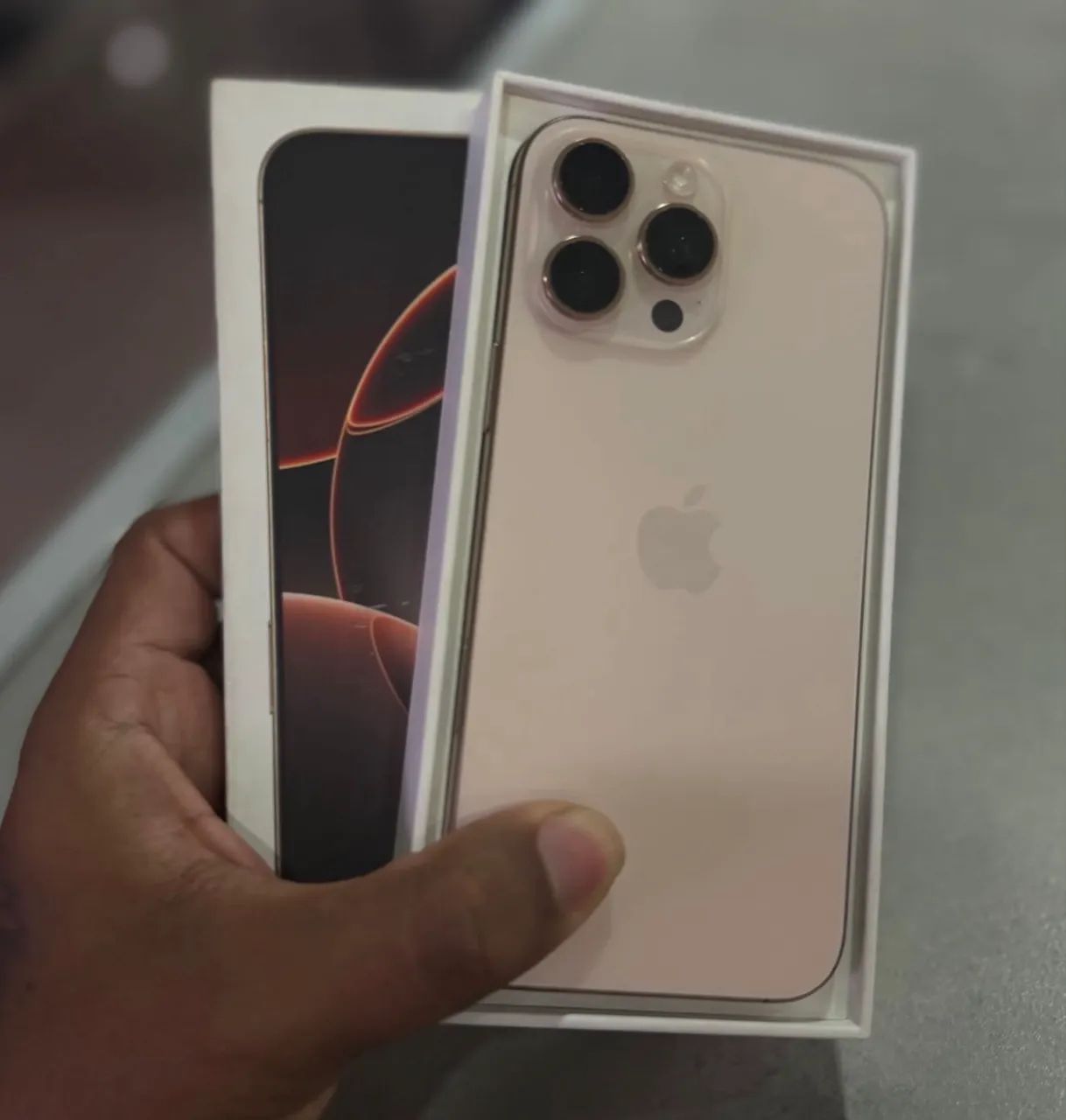 iPhone 16 pro Max 