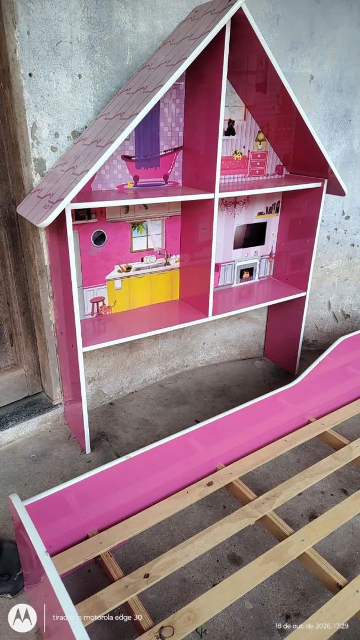 Cama Infantil de Solteiro com Cabeceira Casinha de Bonecas - Rosa