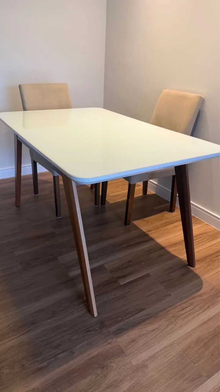 Mesa de jantar com 4 cadeiras - Foto 2