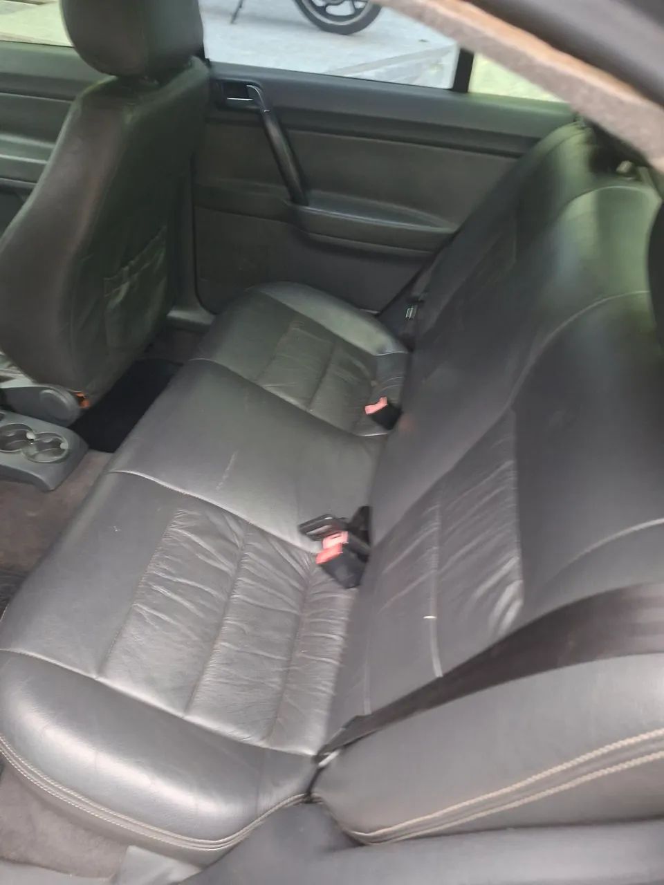 Volkswagen Polo Sedan 1.6 MI Total Flex 8V 4P 2005