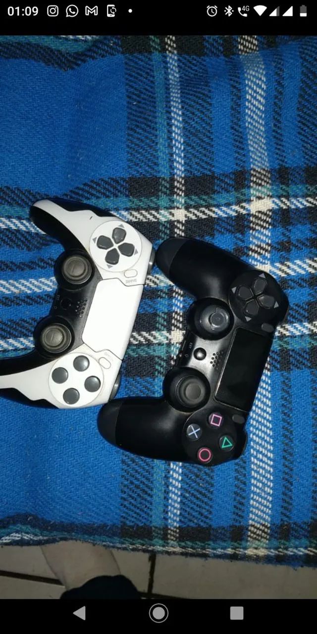 PS4 com dois controles  - Foto 2
