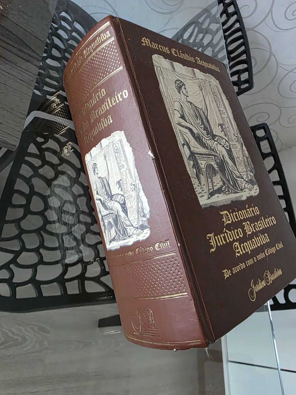 Vendo Dicionário de Direito - Foto 2