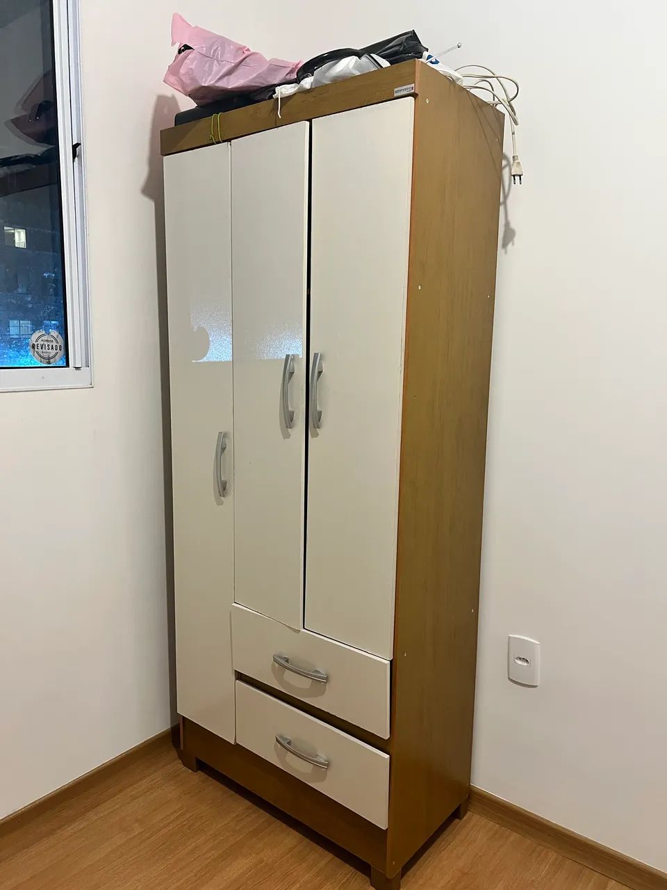guarda roupa solteiro 