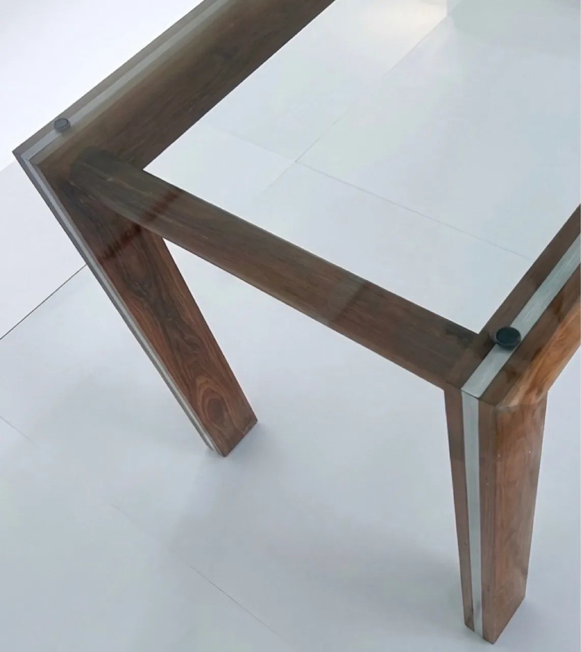 Mesa Grande de Jantar em Madeira Vidro e Aço  - Foto 2