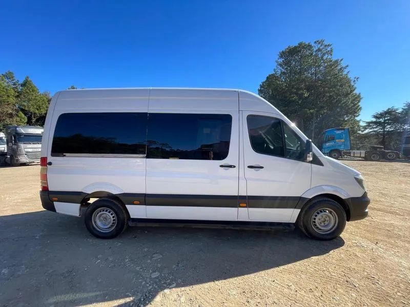 MB SPRINTER 415 ANO 2019 TETO ALTO COM 433 MIL KM - 16 LUGARES - REPASSE  - Foto 5