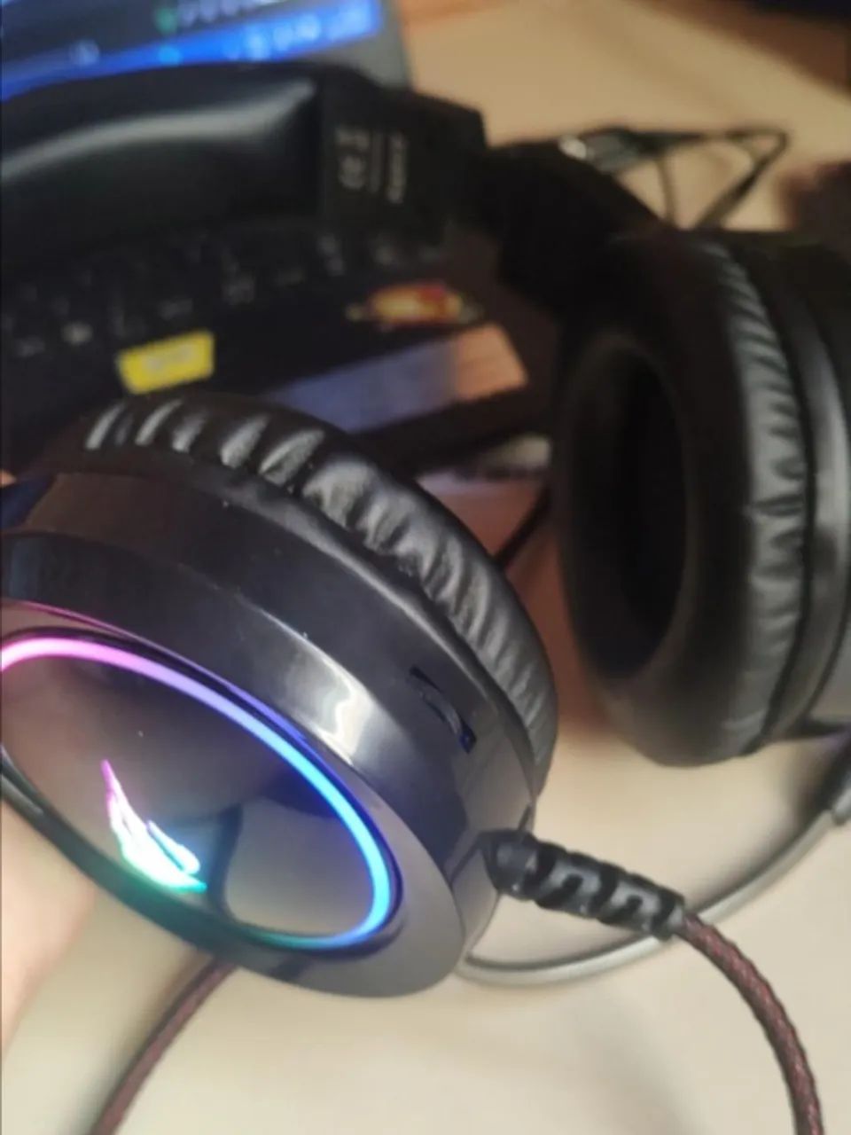 Headset Gamer Havit com Fio | RGB e Driver 50mm - Foto 4
