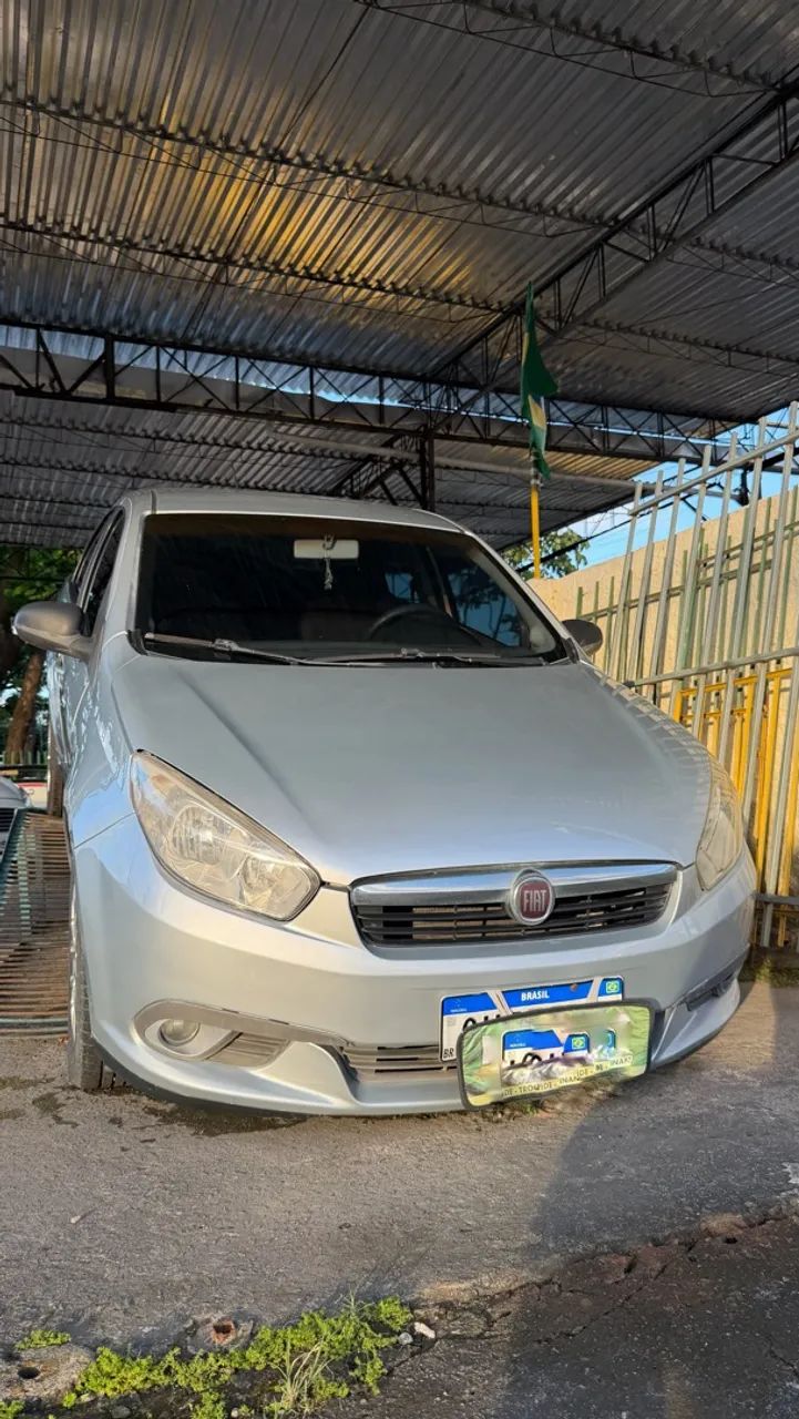 Fiat Grand Siena Grand Siena ESSENCE Dual. 1.6 Flex 16V 2013