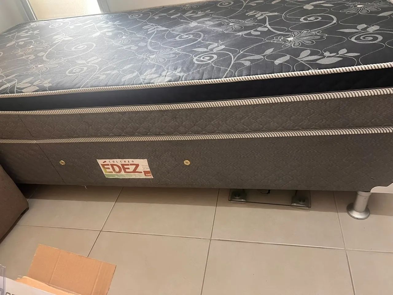 Vendo Cama Conjugada Solteiro - Foto 3