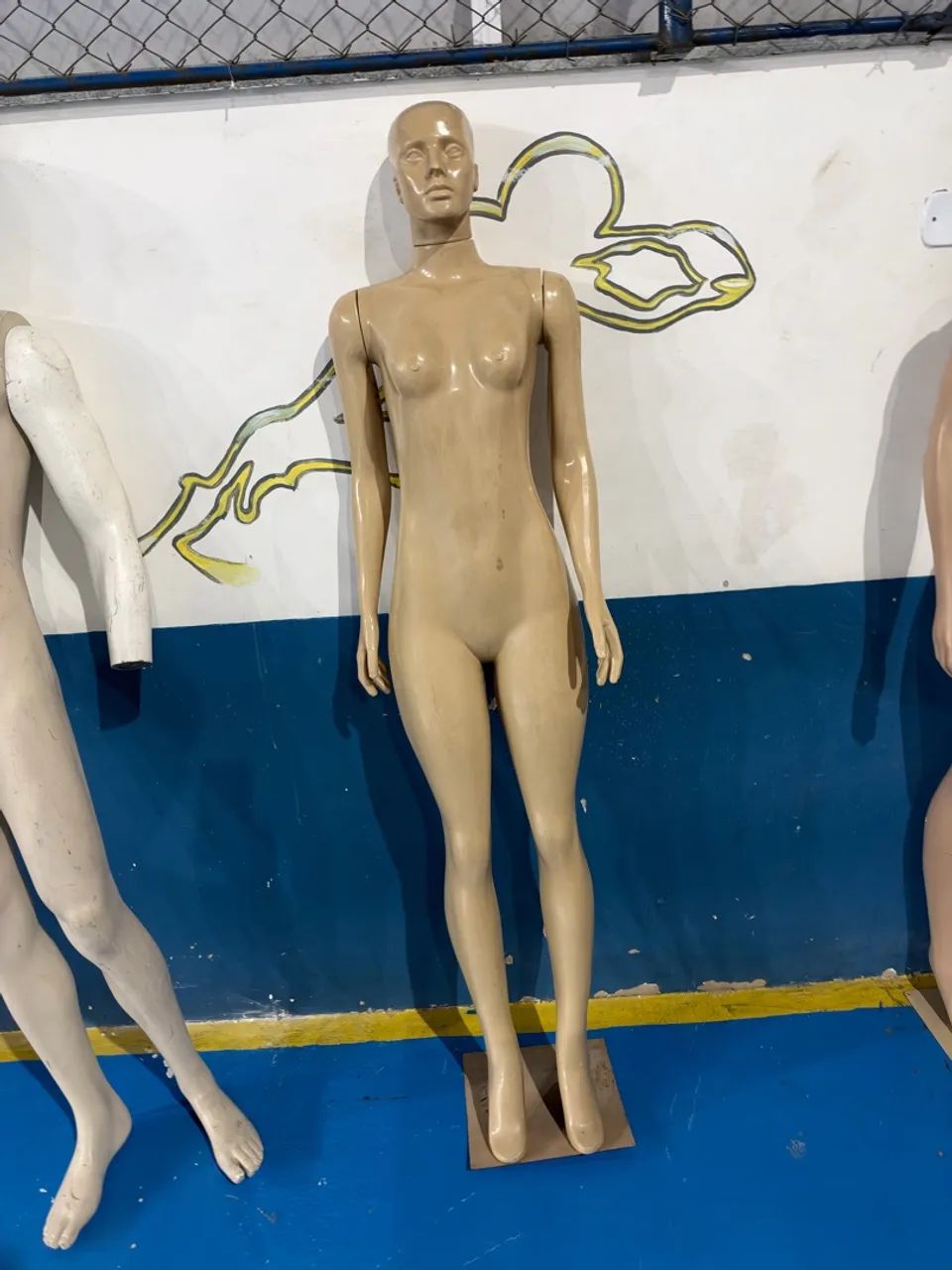 2 Manequins - Masculino e Feminino - Foto 2