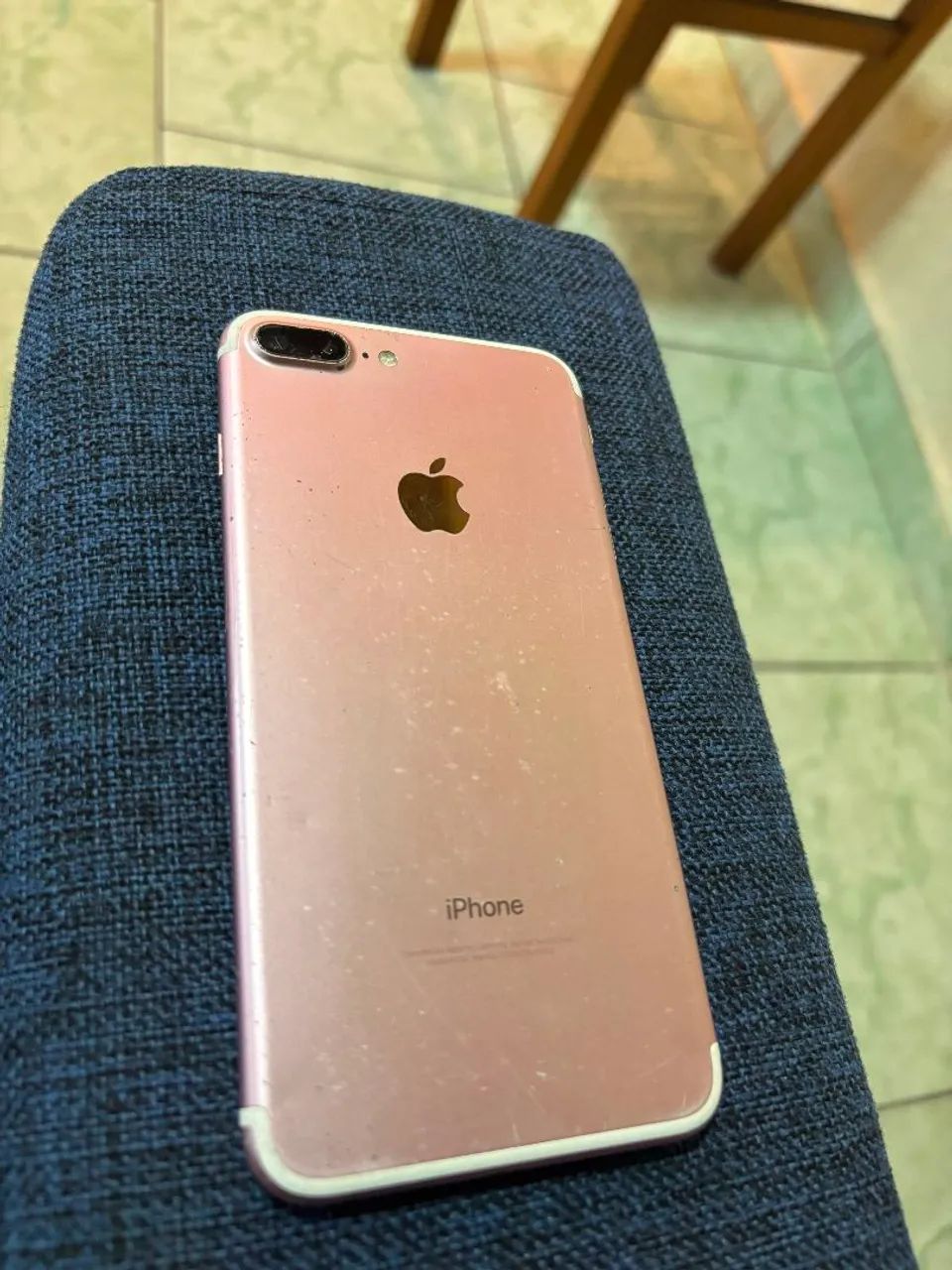 iPhone 7 Plus 128GB Rosa + Capinha - Bateria 100% - Foto 2