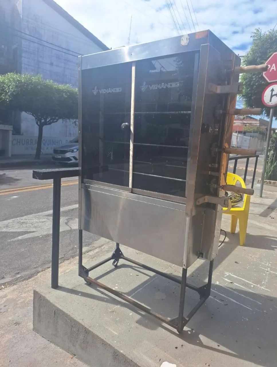M áquina de Assar Frango Venâncio SGF2 - 20 Frangos - Gás - Foto 2