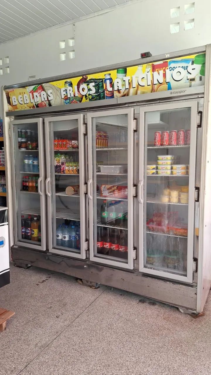 Vendo freezer 4 portas 110w  - Foto 2