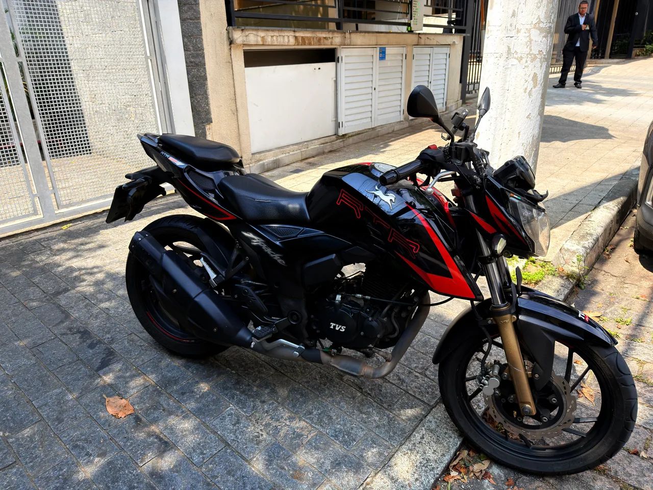 Dafra apache RTR 200 cc