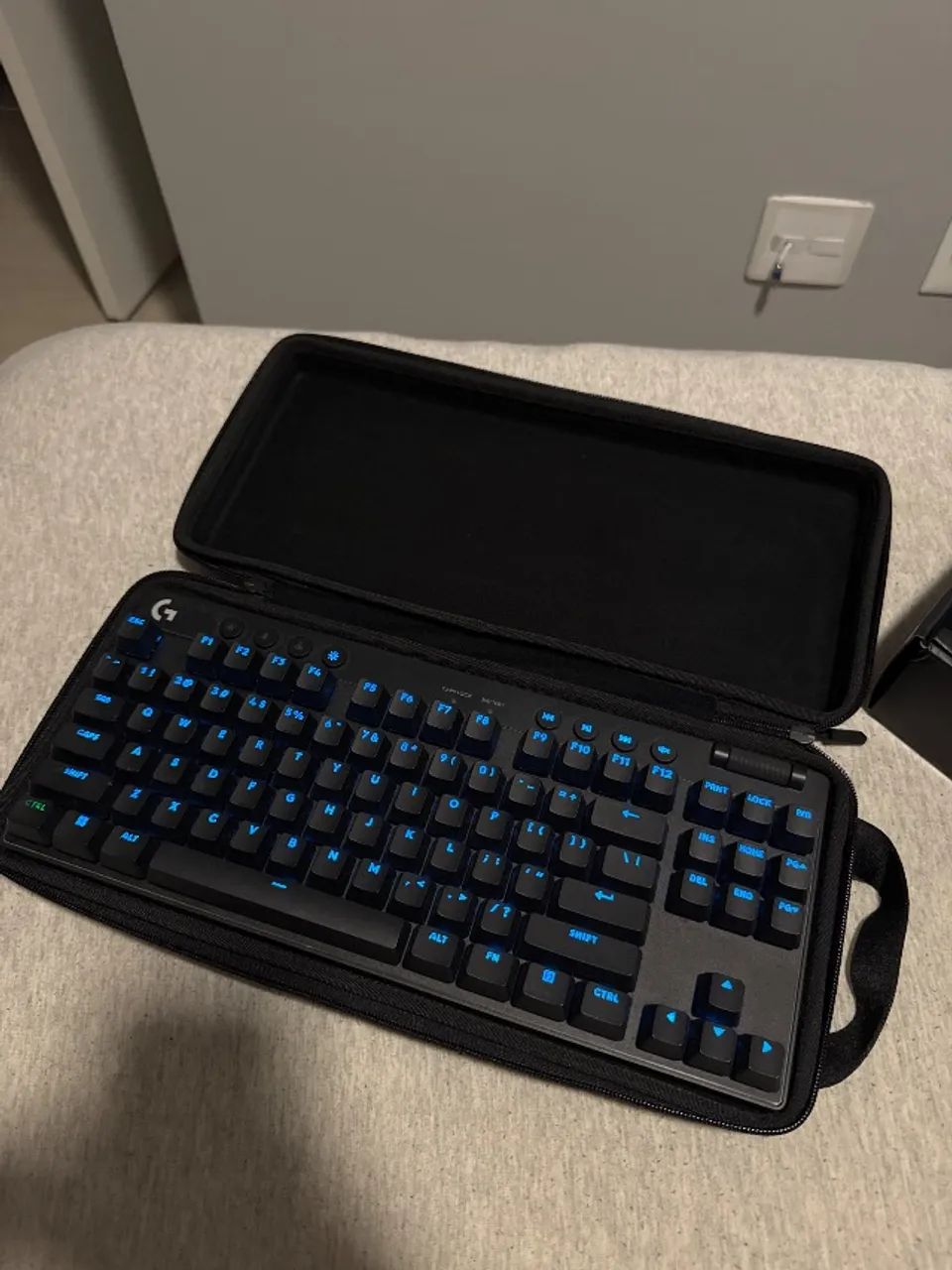 TECLADO LOGITECH G PRO X TKL LIGHTSPEED - Foto 2