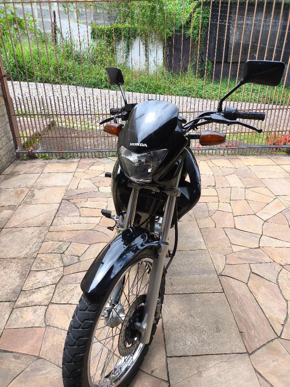 Moto NX Falcon 400 Filé 