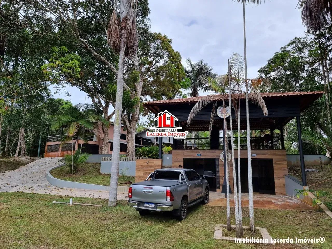 Sitio com 845.989m²- Ramal das pedreiras em Centro - Eirunepé - AM