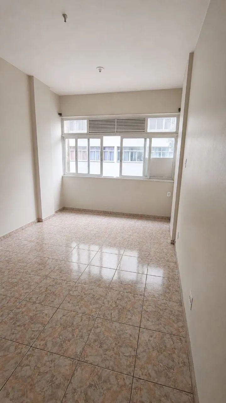 Apartamento Kitnet Para Aluguel - Bem Iluminado, Arejado e No Centro 