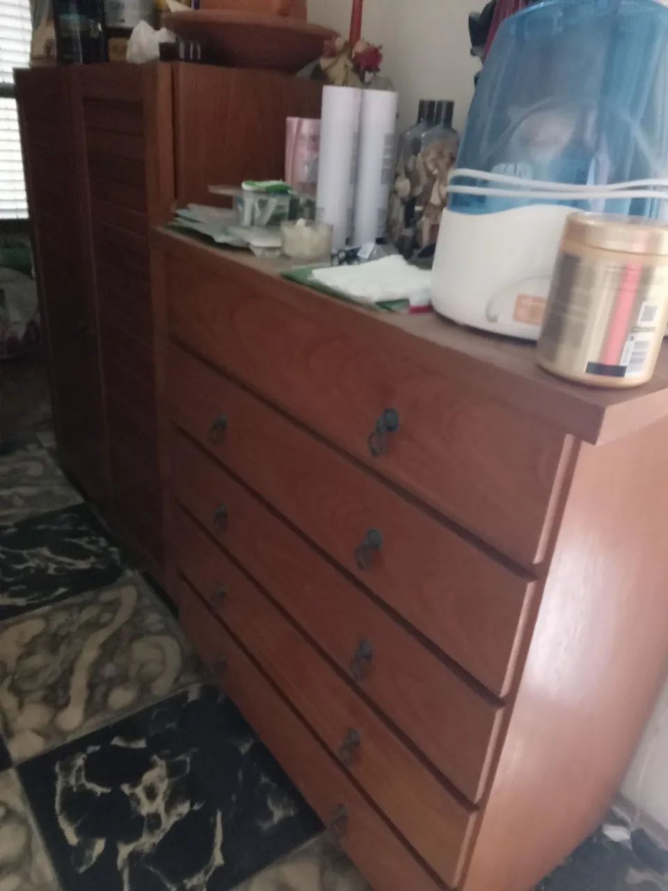 Cômoda simples em madeira - Foto 2