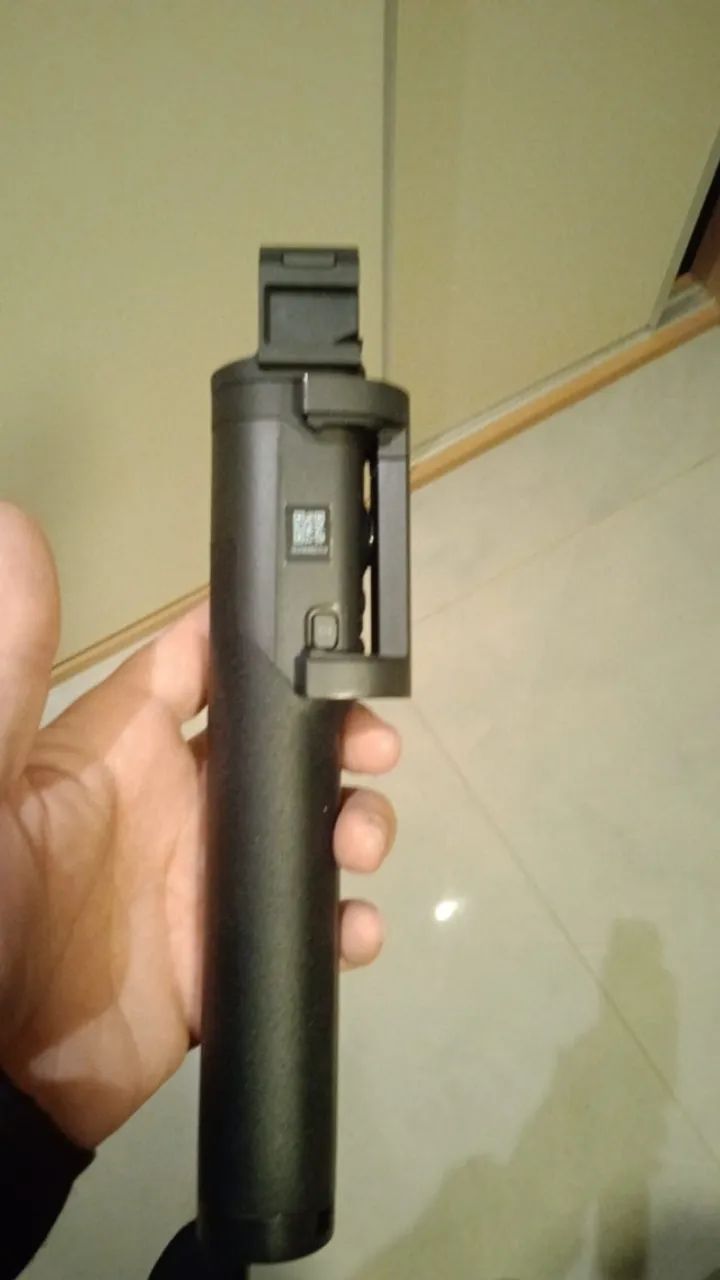 DJI Osmo Pocket de primeira geração com bastão extensor DJI Osmo
