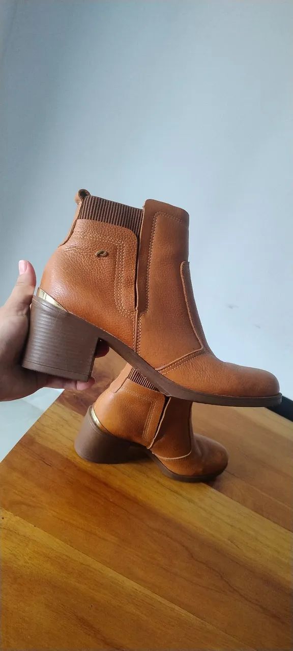 Bota de Couro - Foto 4