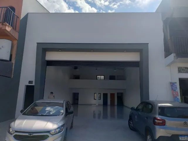 ALUGO BARRACÃO BOM RETIRO