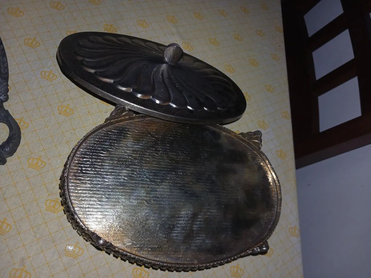 Bomboniere antiga em metal prateado  - Foto 4