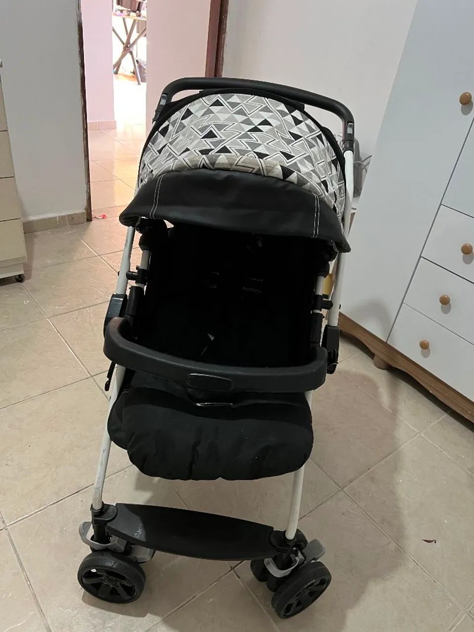 Carrinho de Bebê Burigotto Excelente estado - Foto 2
