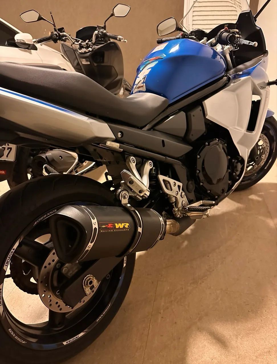 Suzuki GSX-650F 2013 - Foto 4
