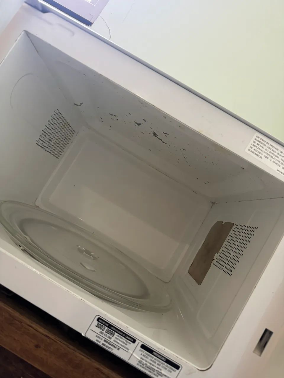 Microondas Brastemp 30L (grande) - Foto 2