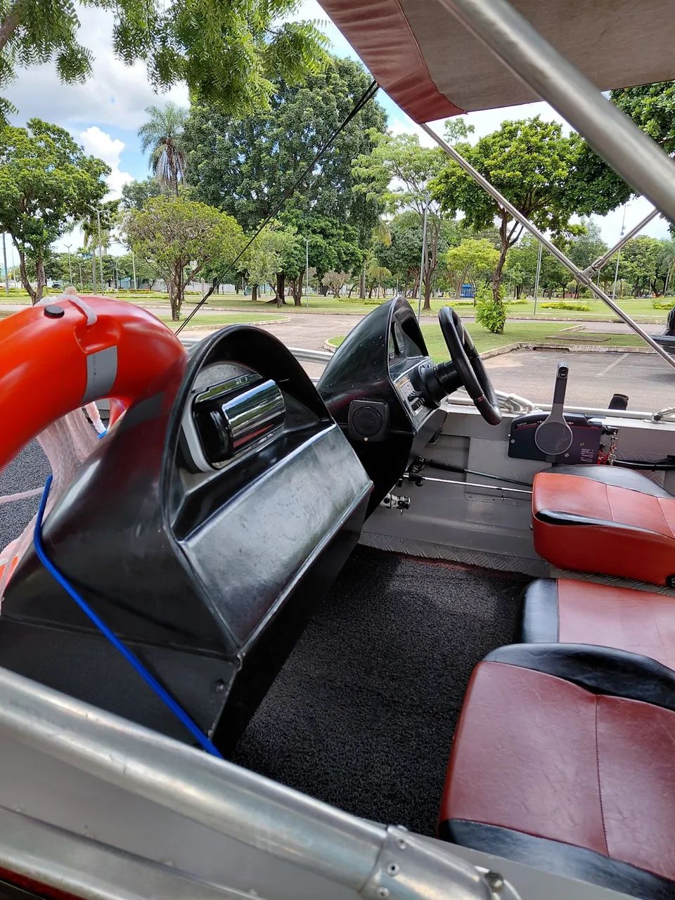 LANCHA CALAÇA "PESQUE/LAZER" DE 20 PÉS, MOTOR 90 HP YAMAHA, MUITO CONSERVADA. - Foto 5