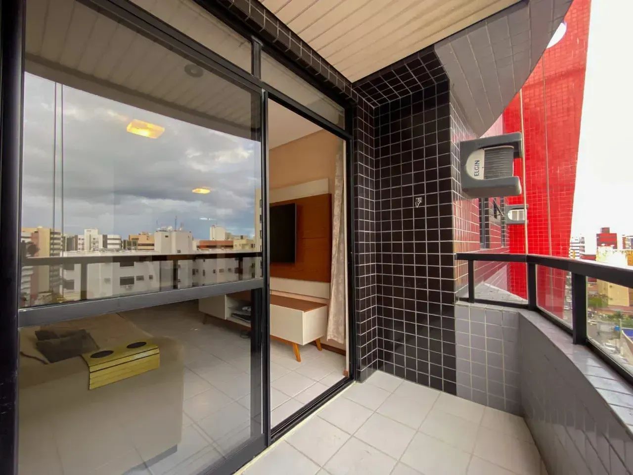 Três quartos na Ponta Verde - Foto 4
