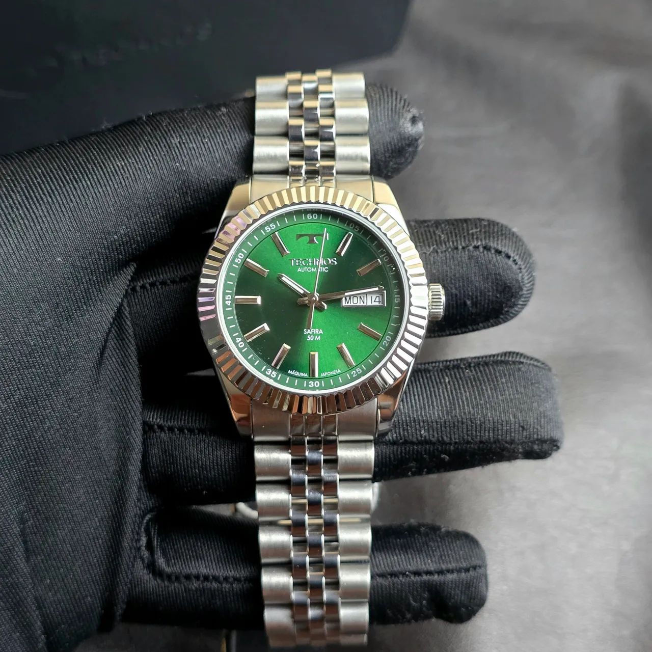 Relógio Technos Riviera 38mm Automático Prata verde 8205PU/1V